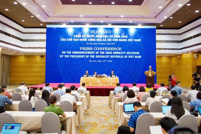 Toàn cảnh họp báo
