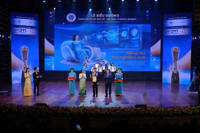Hệ sinh thái số Vietnam Airlines Digital Sky đạt giải hạng mục Dịch vụ số xuất sắc (I4 Digital Service Innovation Award) tại Vietnam I4 Impact Awards 2026. Ảnh VNA