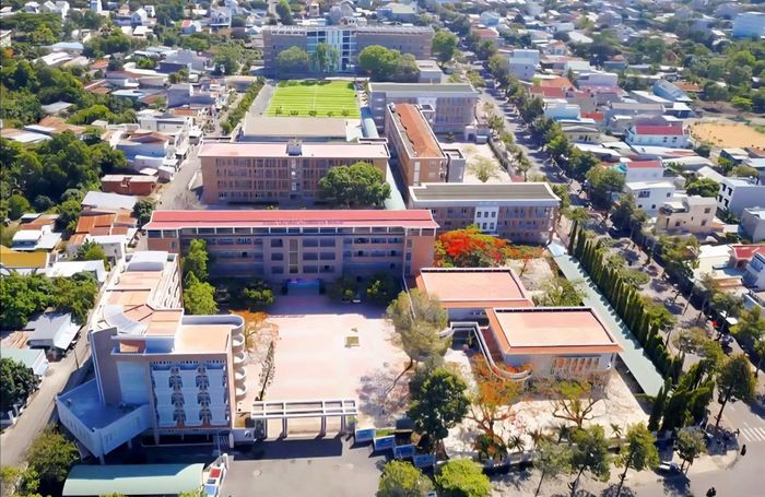 Trường Cao đẳng sư phạm Bà Rịa- Vũng Tàu.