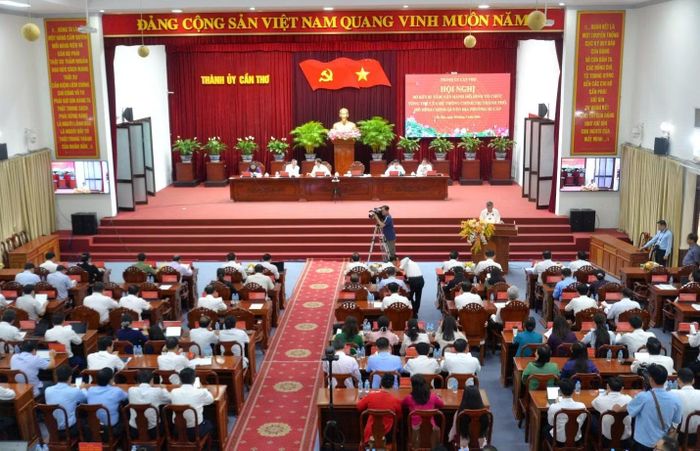 Toàn cảnh Hội nghị.
