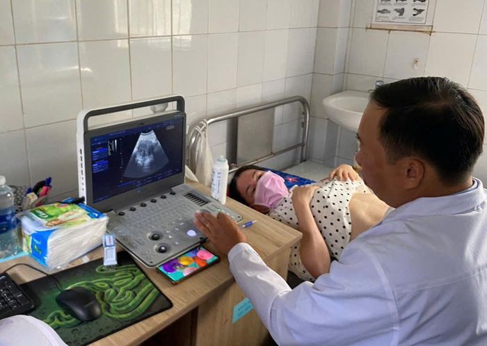 Khám sức khỏe định kỳ giúp phát hiện sớm bệnh tật, giảm gánh nặng chi phí điều trị cho người dân.
