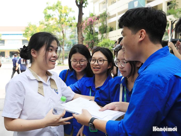 Theo Hiền Nhi, với đề thi này sẽ có nhiều bạn được điểm 7 và 8.