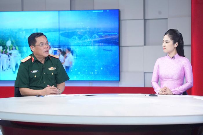 Thiếu tướng, PGS.TS Nguyễn Văn Sáu nhấn mạnh ba nền tảng quan trọng để hiện thực hóa các mục tiêu phát triển. Ảnh: Phạm Hùng