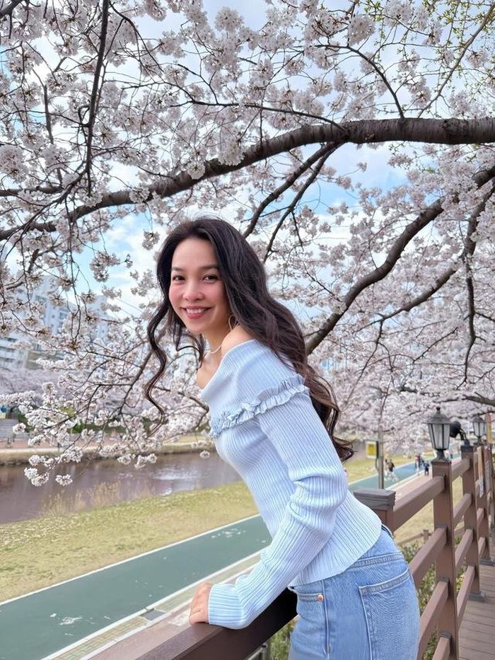 Hiền Thục vẫn giữ được tâm thế an nhiên, xem con gái là món quà lớn nhất và là nguồn năng lượng tích cực trong cuộc sống.
