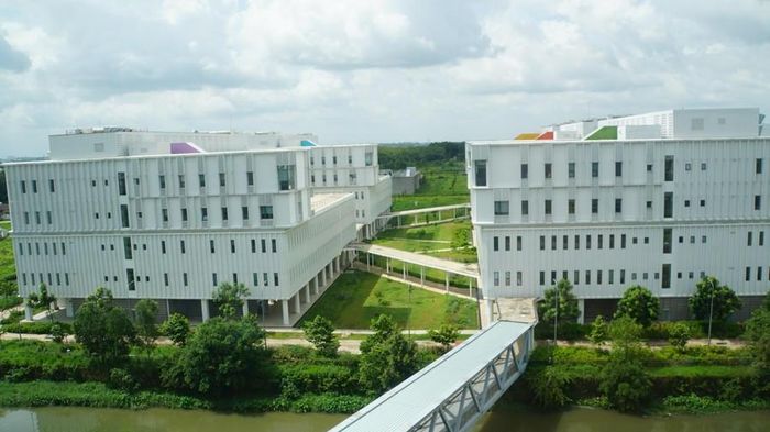 Khuôn viên Trường Đại học Việt Đức. Ảnh: VPG