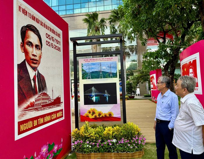  Không gian văn hóa Hồ Chí Minh được triển khai ở tất cả các cấp, các ngành, các cơ quan, đơn vị. Ảnh: HẢI NHI 
