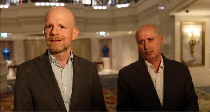  Tổng thư ký FIFA Mattias Grafstrom (trái) và Chủ tịch LĐBĐ Iran Mehdi Taj gặp nhau tại Thổ Nhĩ Kỳ, nhưng vấn đề là từ phía Mỹ. Ảnh: T.T 