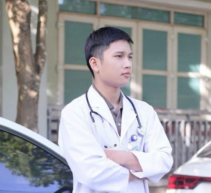  Nguyễn Xuân Linh hiện là sinh viên năm 5, Trường đại học Y dược Thái Nguyên. 