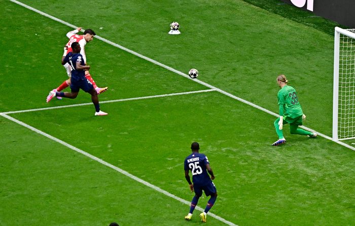  Arsenal gần như không chơi tấn công sau bàn thắng của Kai Havertz. 