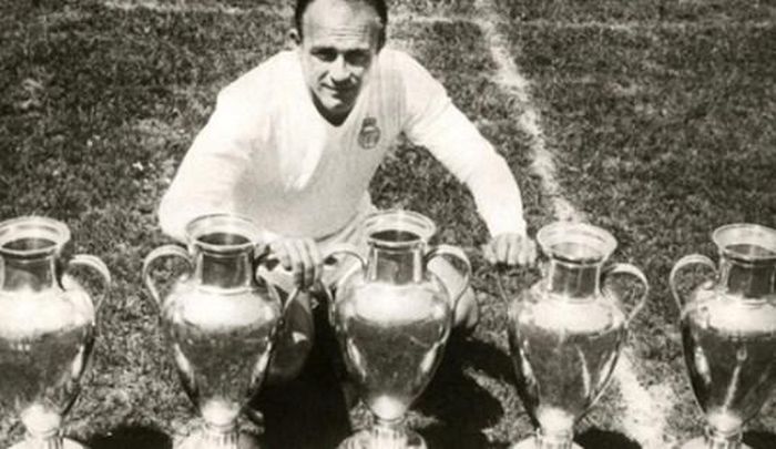 Alfredo Di Stefano, huyền thoại bóng đá chưa từng 1 lần chơi tại World Cup