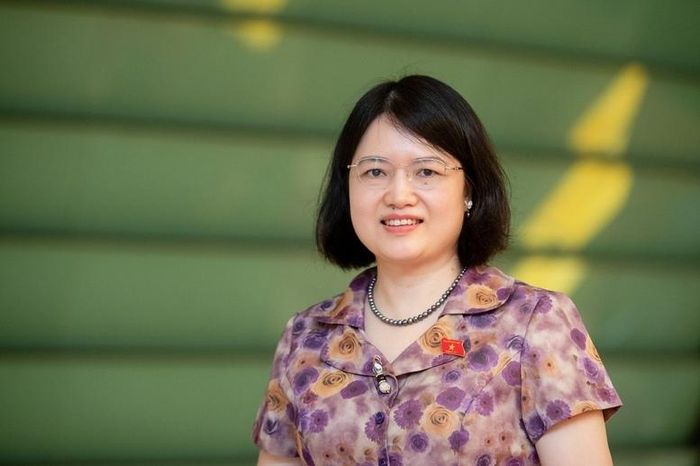 Bà Nguyễn Thị Mai Thoa, Ủy viên Ủy ban Văn hóa – Xã hội của Quốc hội" Cần tiếp tục rà soát để hoàn thiện các quy định pháp luật liên quan đến hành vi bạo lực trẻ em để bảo đảm tính nghiêm minh của pháp luật - Ảnh: VGP