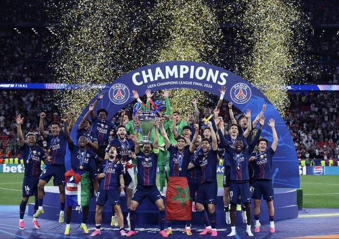 PSG vô địch hai mùa liên tiếp còn Arsenal phải chờ không biết đến bao giờ
