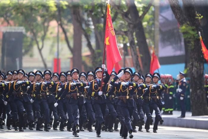 Khối nam sĩ quan Không quân Công an nhân dân trong lễ diễu binh, diễu hành kỷ niệm 50 năm ngày giải phóng miền Nam thống nhất đất nước 30.4.1975 - 30.4.2025 (Ảnh tác giả cung cấp)