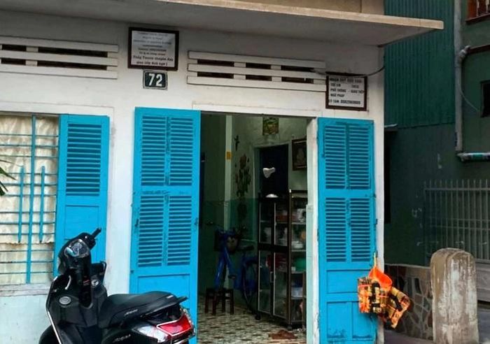 Lớp dạy thêm số 72 Lý Tự Trọng, nơi xảy ra vụ thầy giáo Ấn Độ tát học sinh lớp 4, bị yêu cầu dừng hoạt động