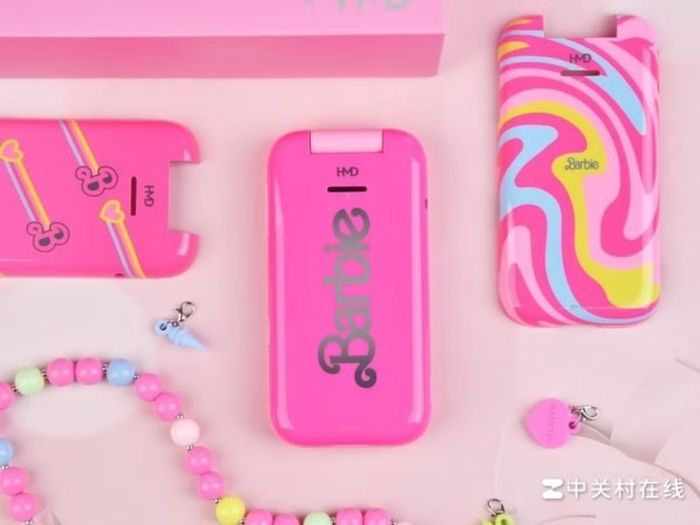 Sự mệt mỏi từ thông báo liên tục, mạng xã hội và dòng tin tức không ngừng nghỉ đã khiến xu hướng sử dụng điện thoại “cục gạch” quay trở lại mạnh mẽ trong năm 2026.