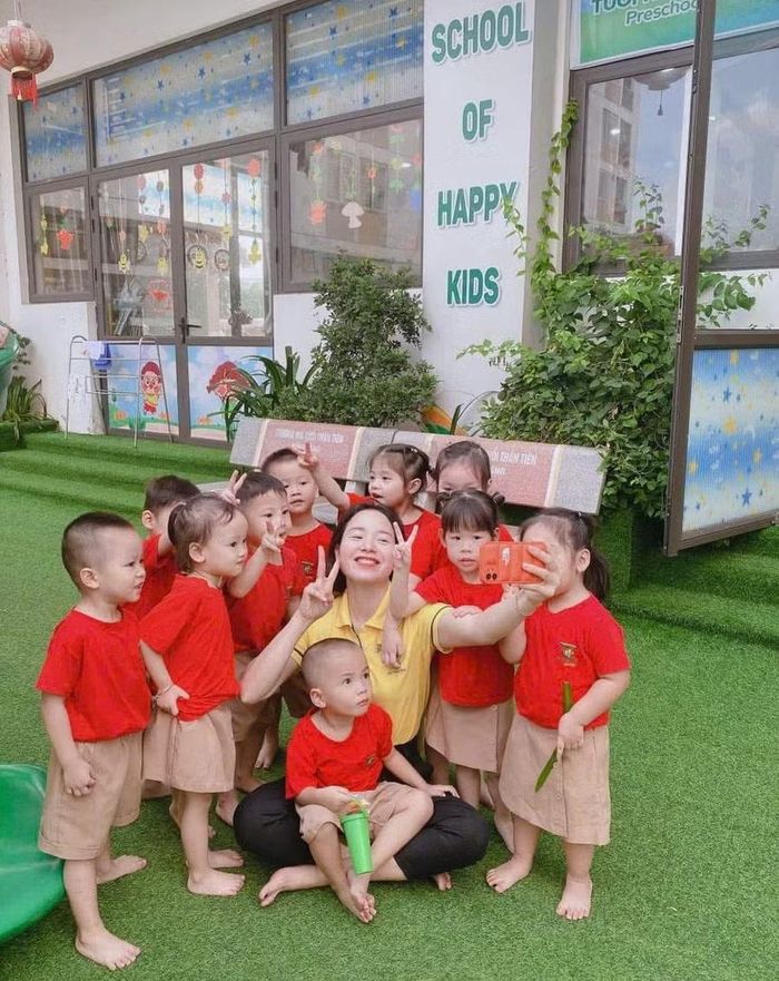 “Tuổi Thần Tiên” không đơn thuần là nơi làm việc, mà trở thành mái nhà để trưởng thành trong nghề và trong cuộc sống của giáo viên.