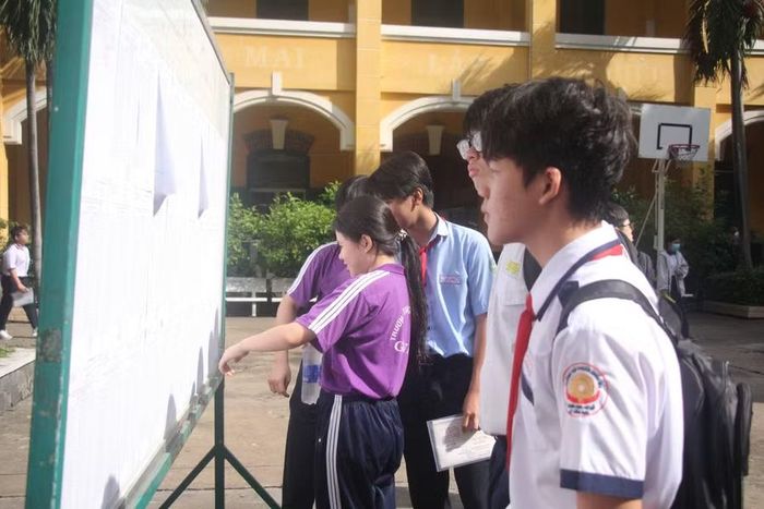 Thí sinh TPHCM tham gia kỳ thi lớp 10 năm 2025.
