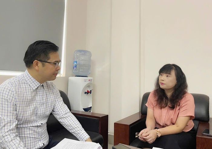 Bà Phạm Thúy Hằng, Phó Hiệu trưởng Trường THPT Chuyên Nguyễn Huệ Hà Đông cho rằng học sinh cần được trang bị kỹ năng nhận diện rủi ro và tự bảo vệ mình trước các loại ma túy trá hình.