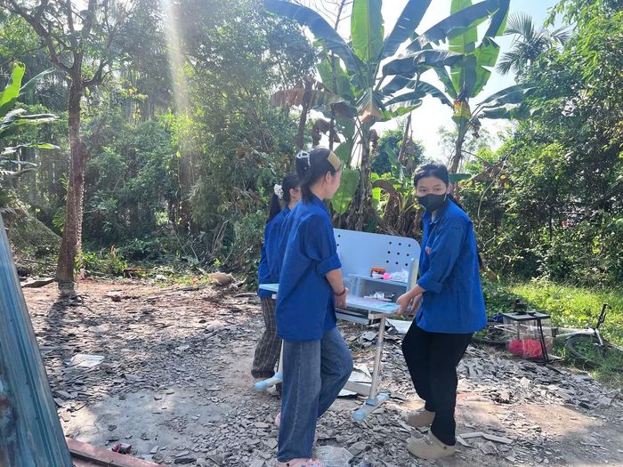 Theo UBND phường Hà Huy Tập, địa phương phấn đấu hoàn thành giải phóng mặt bằng toàn bộ dự án đường Hàm Nghi kéo dài trước ngày 15/6 tới, đảm bảo bàn giao mặt bằng sạch cho chủ đầu tư triển khai các hạng mục thi công theo đúng tiến độ.