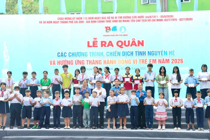 Một số hình ảnh tại Lễ ra quân.