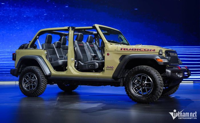 Phiên bản chuyên off-road Rubicon có giá 3,499 tỷ đồng. Ảnh: Hoàng Hiệp