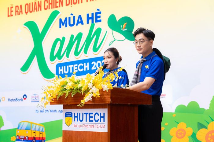 Trường đại học HUTECH luôn hưởng ứng nhiệt tình chiến dịch tình nguyện Mùa hè Xanh hàng năm.
