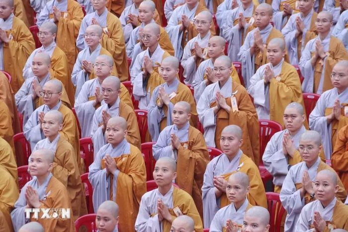 Đông đảo Tăng ni thuộc Giáo hội Phật giáo Việt Nam Thành phố Hồ Chí Minh trang nghiêm dự Đại lễ. (Ảnh: Xuân Khu/TTXVN)
