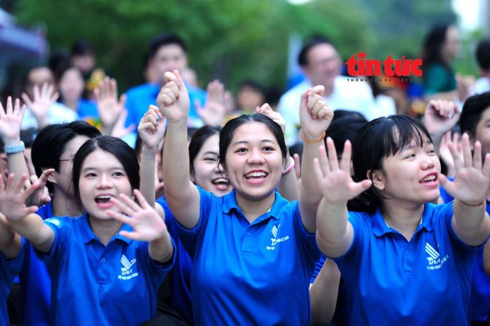 Các thanh niên, sinh viên tình nguyện tham gia các chiến dịch tình nguyện hè 2026 do Thành Đoàn TP Hồ Chí Minh phát động.