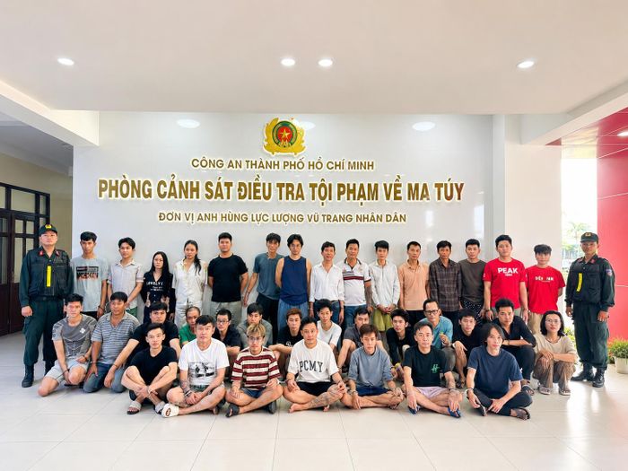 Công an TP Hồ Chí Minh triệt phá thành công đường dây tội phạm ma túy quy mô lớn trên địa bàn, khởi tố, bắt giữ nhiều đối tượng, đáng chú ý trong đó có ca sĩ Long Nhật và ca sĩ Sơn Ngọc Minh. Ảnh: Công an TP Hồ Chí Minh cung cấp
