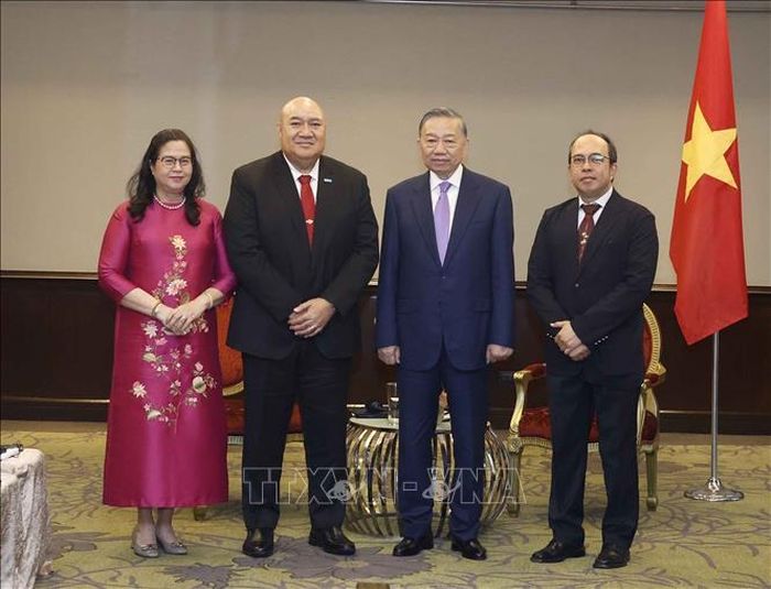 Tổng Bí thư, Chủ tịch nước Tô Lâm tiếp Tiến sĩ Saia Ma’u Piukala, Giám đốc khu vực Tây Thái Bình Dương của Tổ chức Y tế Thế giới (WHO). Ảnh: Thống Nhất/TTXVN