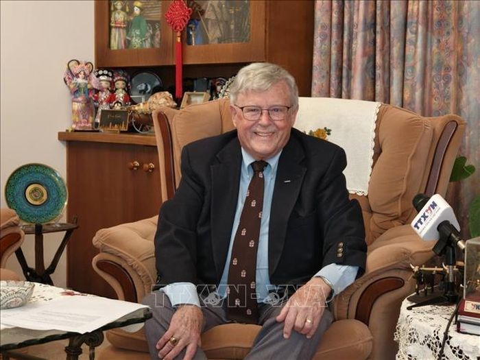 Giáo sư Carl Thayer - thuộc Học viện Quốc phòng Australia, Đại học New South Wales. Ảnh: Trung Trang/PV TTXVN tại Australia
