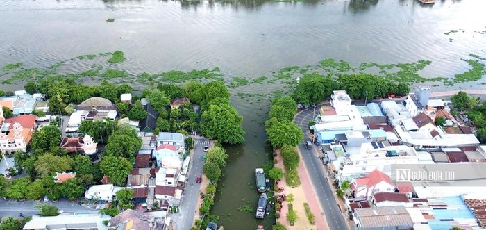 Tuy nhiên, khi đi ngang rạch Phan Đình Phùng thì chưa có cầu bắc qua, buộc người dân phải di chuyển vòng gần Chợ Lái Thiêu sau đó mới băng về tuyến ven sông Sài Gòn.
