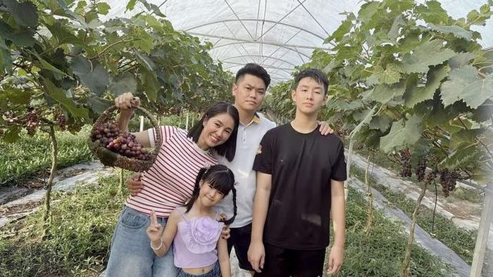 Gia đình hạnh phúc của Lê Phương.