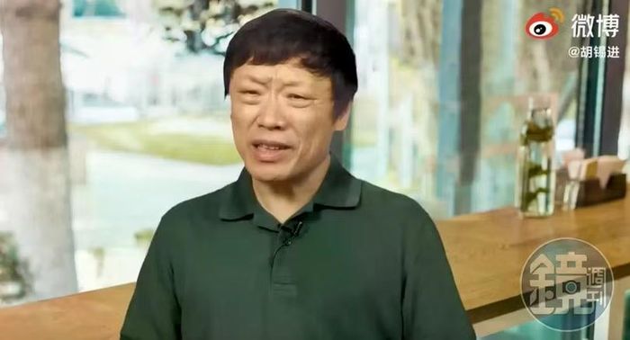 Ông Hồ Tích Tiến: việc Jensen Huang “dội gáo nước lạnh” vào Định luật Tau là hành động “không thực sự rộng lượng”. Ảnh: Jingmagazine.
