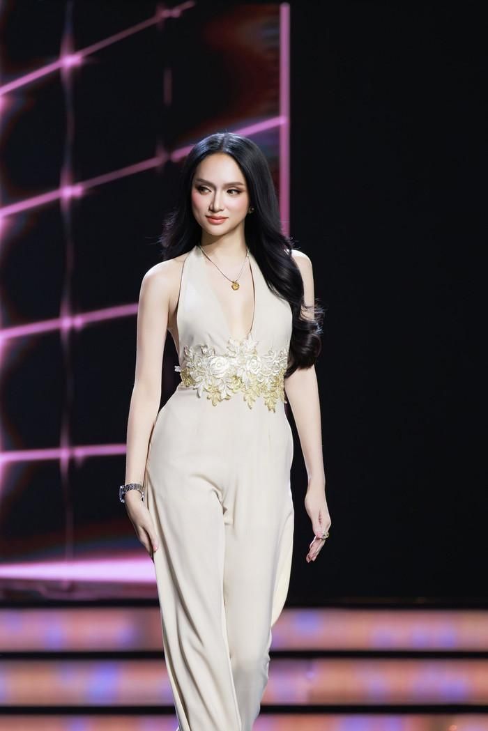 Hương Giang thể hiện sự tự tin khi trình diễn tại bán kết MGI All Stars. Ảnh: FBNV