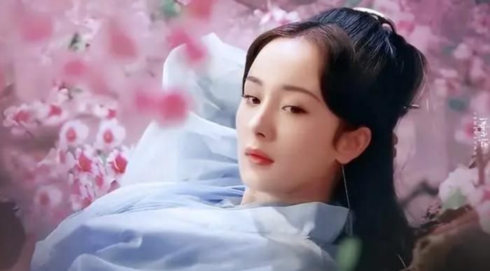 Dương Mịch ghi dấu ấn sâu đậm với vai Bạch Thiển trong Tam Sinh Tam Thế Thập Lý Đào Hoa. Ảnh: NSX