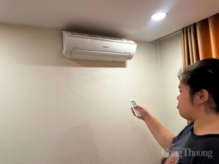 Mỗi kilowatt giờ điện được tiết kiệm từ việc tắt bớt một thiết bị điện không cần thiết của mỗi hộ gia đình sẽ tạo nên một nguồn lực vô cùng to lớn.