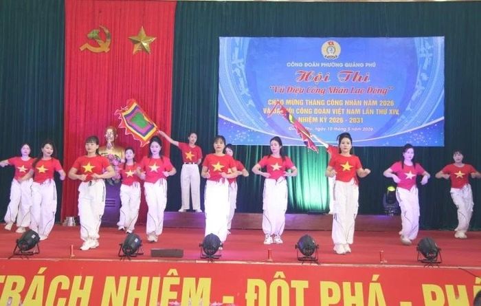 Hội thi “Vũ điệu công nhân lao động” do Công đoàn phường Quảng Phú tổ chức, thu hút 10 đội thi với gần 200 cán bộ, đoàn viên, người lao động tham gia.