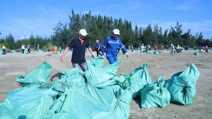 Chiến dịch thu hút đông đảo người lao động trong các doanh nghiệp.