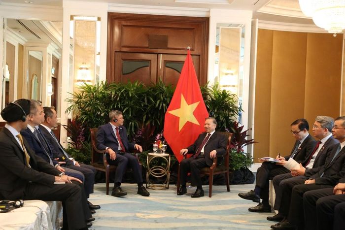 Tổng Bí thư, Chủ tịch nước Tô Lâm tiếp lãnh đạo Tập đoàn Sembcorp Industries. Ảnh: TTXVN