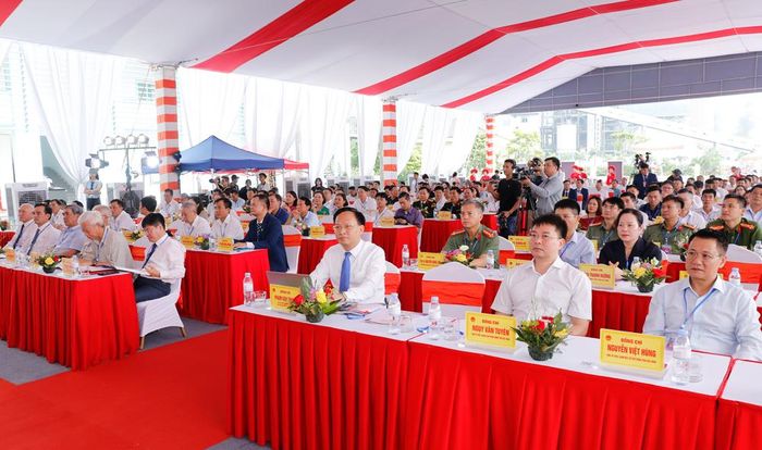 Các đại biểu dự lễ kỷ niệm.