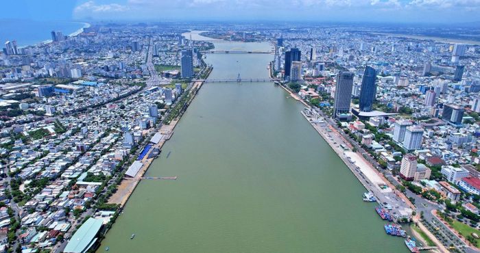 Không gian đô thị trung tâm Đà Nẵng. Ảnh: XUÂN SƠN