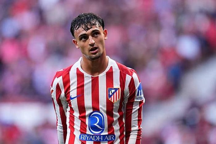 Marc Pubill nằm trong tầm ngắm của Manchester United.