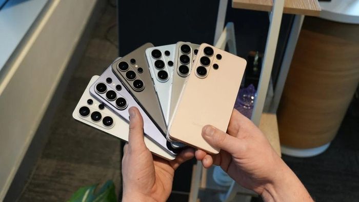 Samsung đang nghiêm túc nghiên cứu việc sử dụng hệ thống tản nhiệt chất lỏng chủ động cho các dòng điện thoại Galaxy.