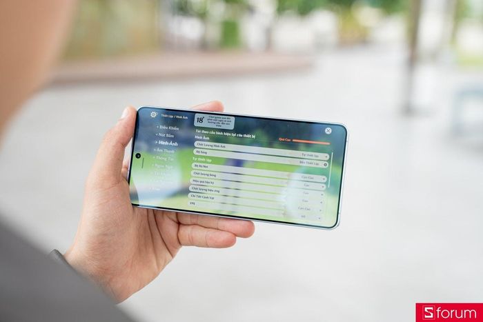 Samsung đang tập trung thiết kế cấu trúc tản nhiệt trực tiếp vào phần vi xử lý (chipset) để tối ưu hiệu quả truyền nhiệt.