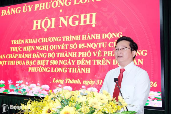 Thành ủy viên, Bí thư Đảng ủy, Chủ tịch HĐND phường Nguyễn Hữu Nguyên phát biểu chỉ đạo tại hội nghị. Ảnh: CTV