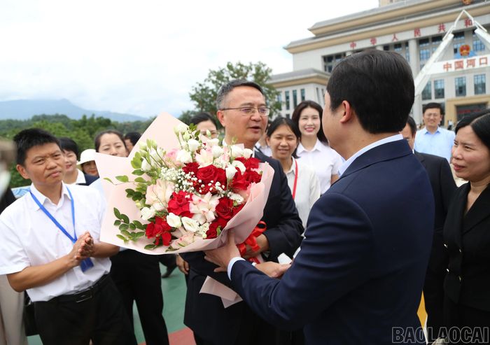 Bí thư Tỉnh ủy Dương Quốc Huy cảm ơn sự đón tiếp trọng thị của lãnh đạo tỉnh Vân Nam trong thời gian đoàn thăm và làm việc tại địa phương.