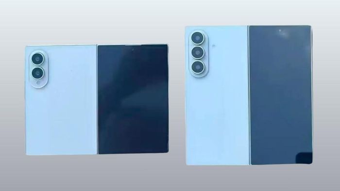 Hình ảnh rò rỉ hai mô hình (dummy) được cho là của dòng Galaxy Z Fold8 và Z Fold8 Ultra