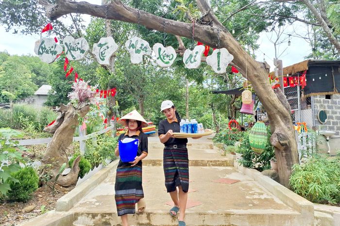 Nhiều hộ dân xã Kim Ngân phát triển du lịch sinh thái, trải nghiệm từ rừng để tăng thu nhập - Ảnh: V.M