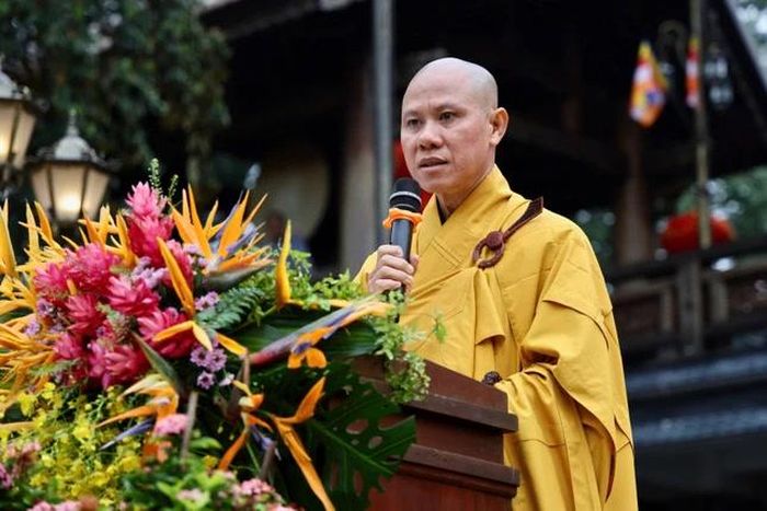 Thượng tọa Thích Nguyên Minh tuyên đọc Diễn văn Đại lễ Phật đản Phật lịch 2570